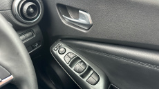 Nissan Juke 1.6 Hybrid N-Connecta 5dr Auto Hybrid Hatchback